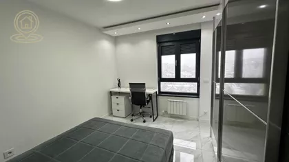 Crveni Krst Vračar | 4zida.rs