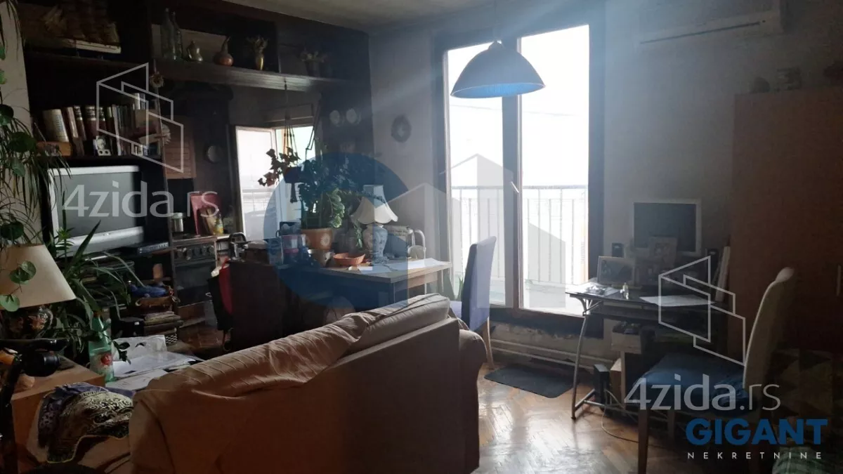 Petosoban stan | 4zida