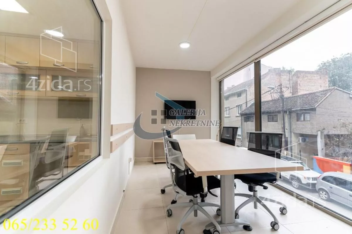 Poslovni prostor | 4zida