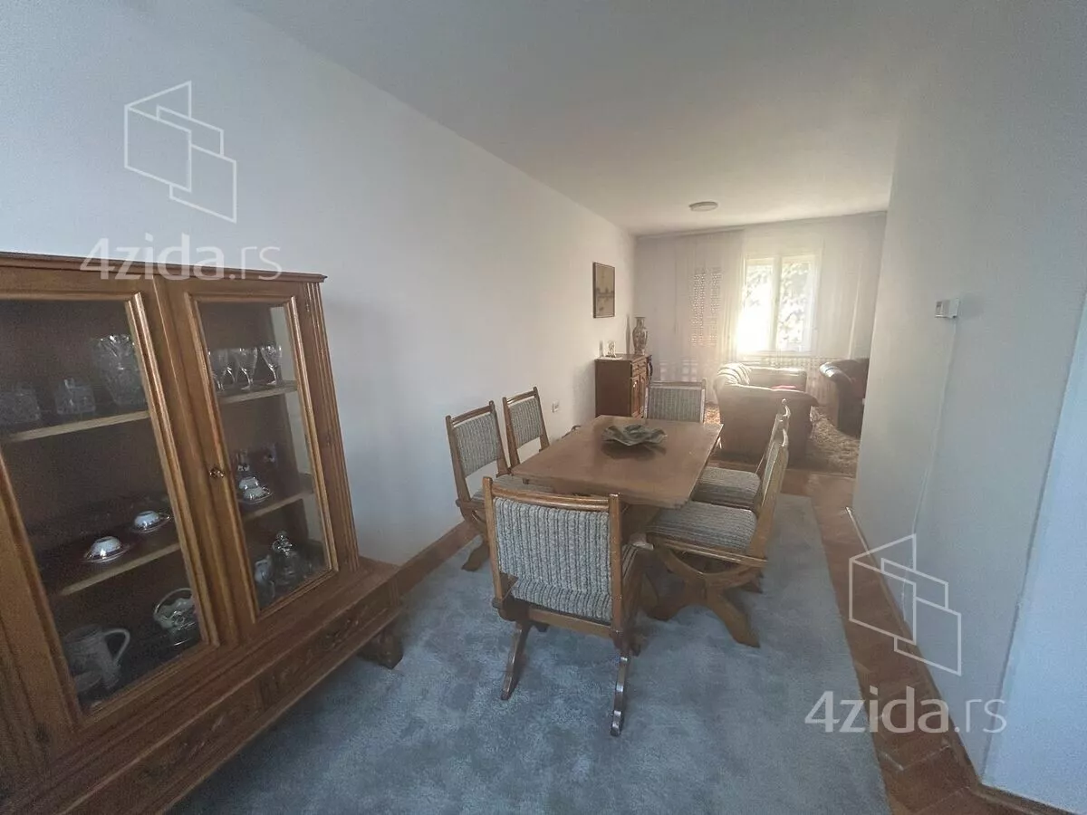 3-etažna kuća | 4zida