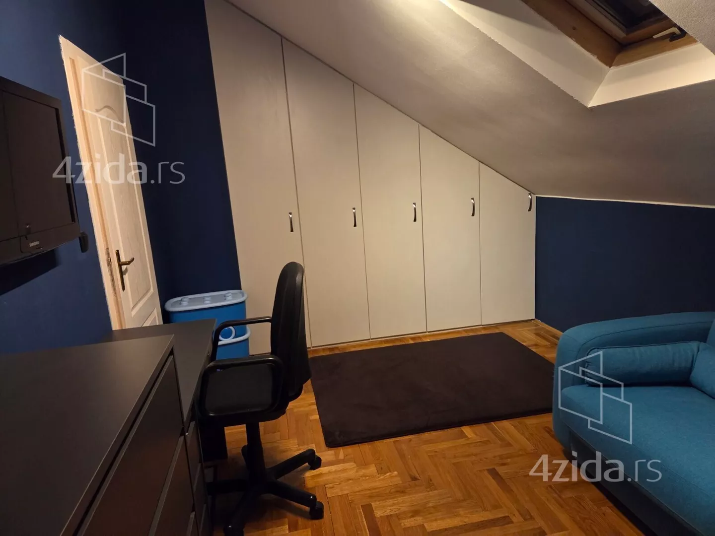 Troiposoban stan | 4zida