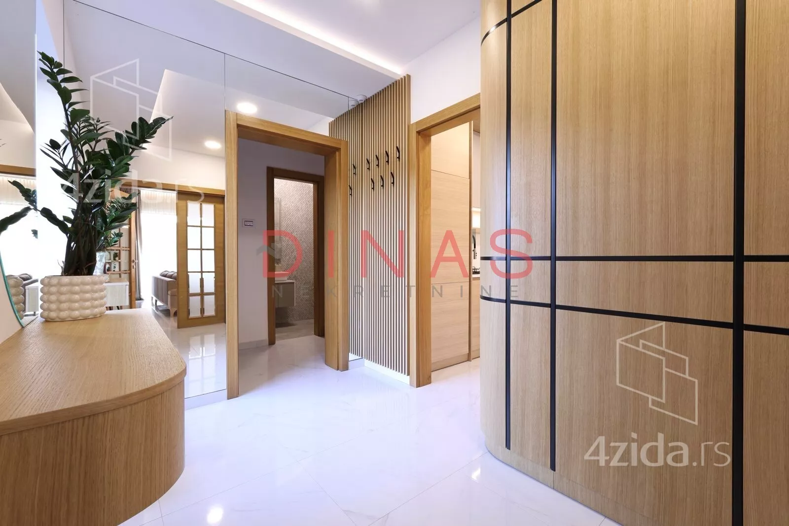 Kuća | 4zida