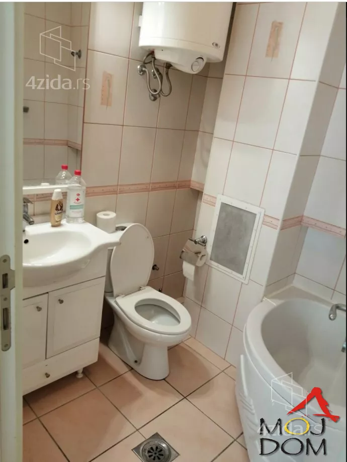 Garaža | 4zida