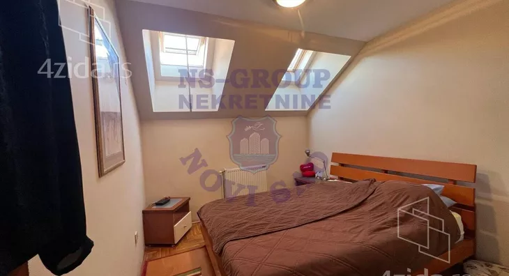 Četvoroiposoban stan | 4zida