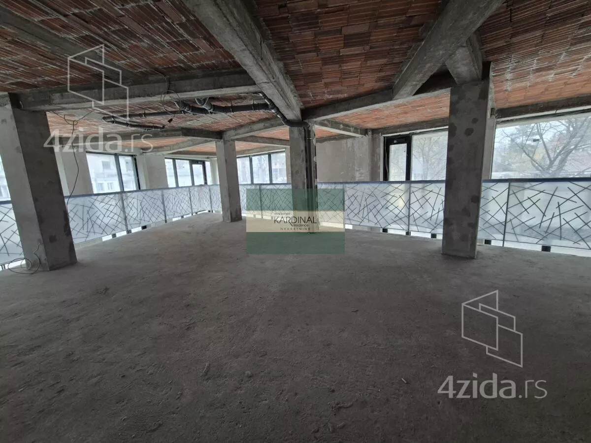 Poslovni prostor | 4zida