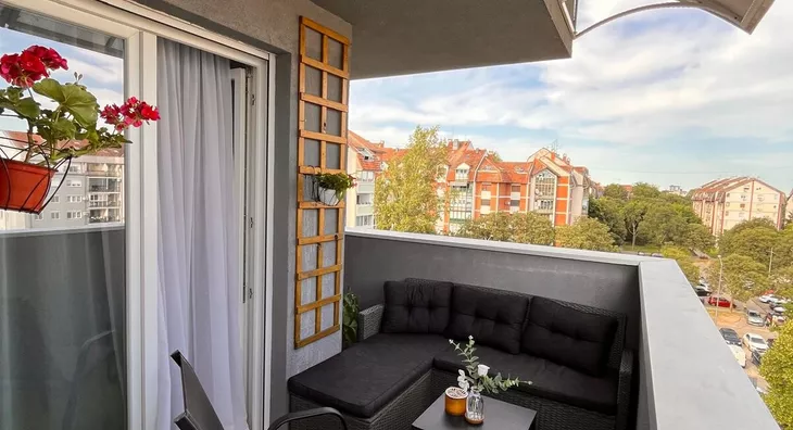 Petosoban stan | 4zida