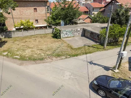 Justina Popovića | 4zida.rs