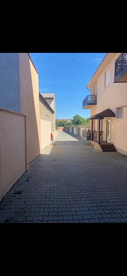 Ribarska Obala 18 | 4zida.rs