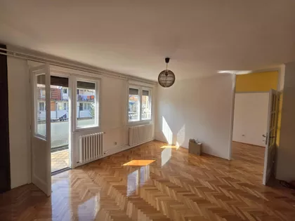 Petra Jovovića | 4zida.rs