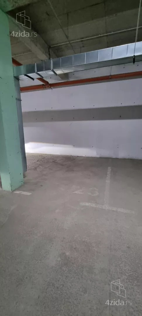 Garaža | 4zida