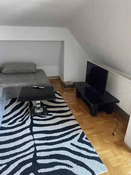 Dečanska | 4zida.rs