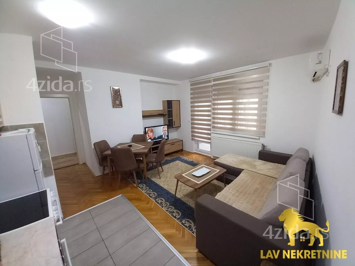 Jednoiposoban stan | 4zida