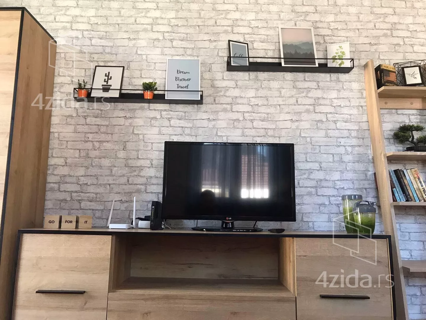 Jednoiposoban stan | 4zida