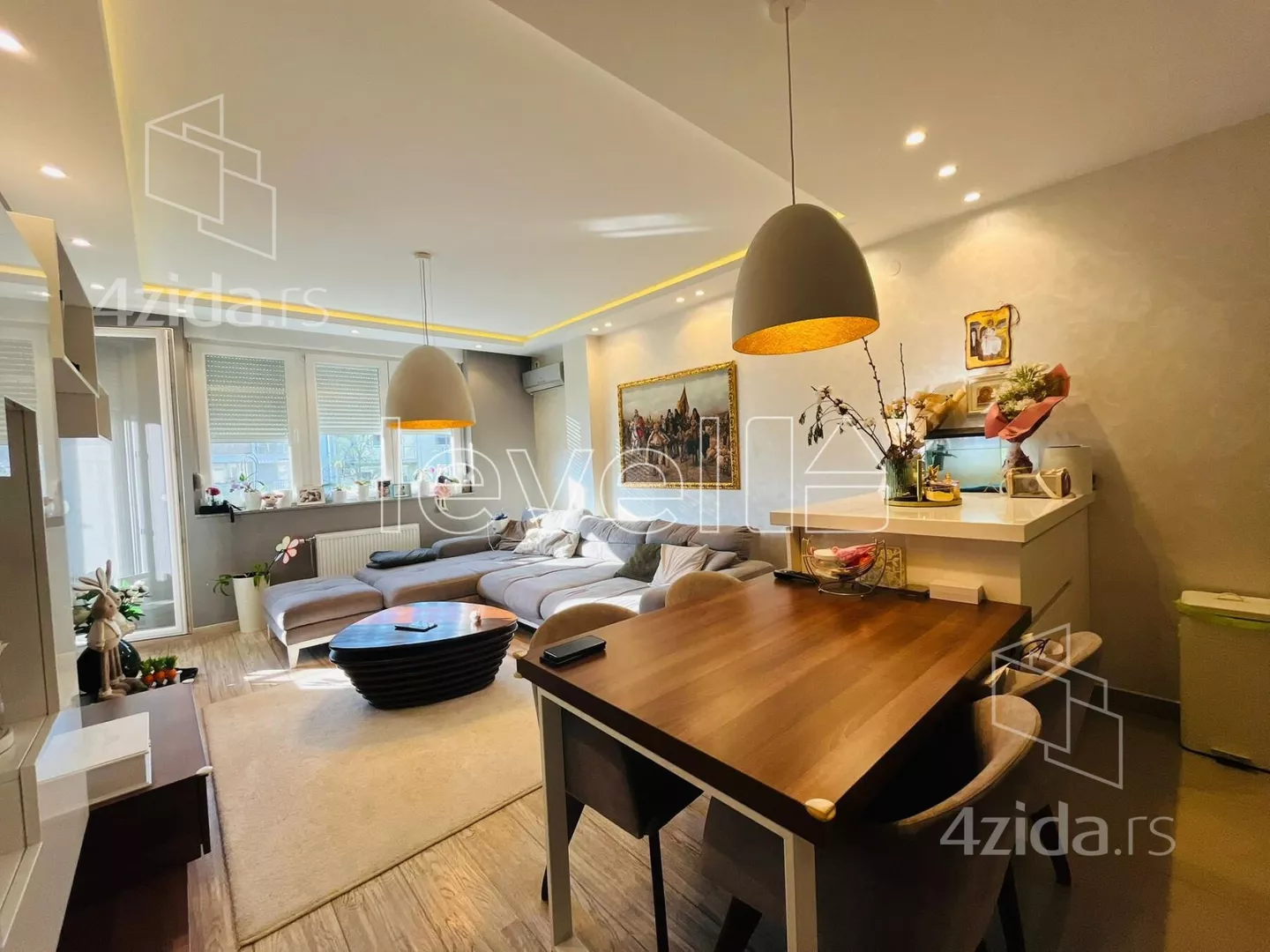 Trosoban stan | 4zida