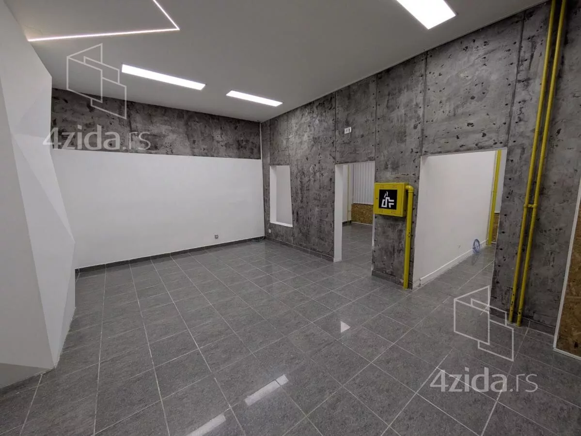 Poslovni prostor | 4zida