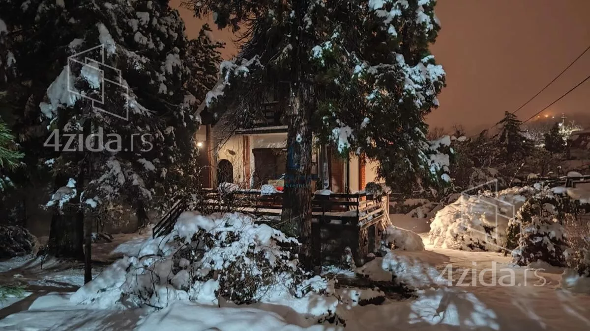 Kuća | 4zida