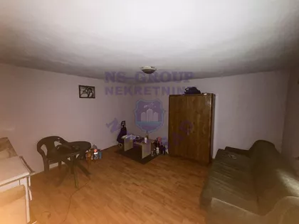 Okolne lokacije | 4zida.rs