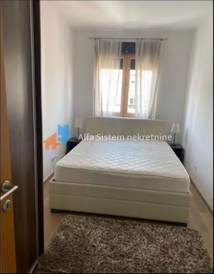 Krunski Venac | 4zida.rs