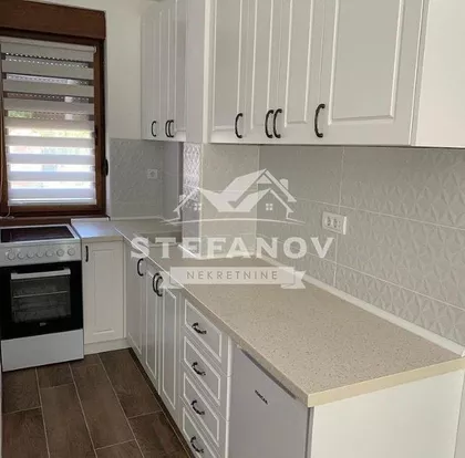 Mala Amerika | 4zida.rs