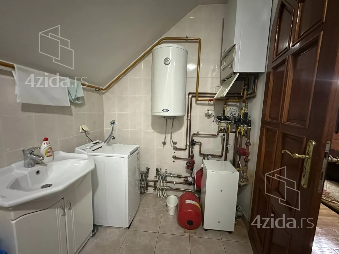 2-etažna kuća | 4zida