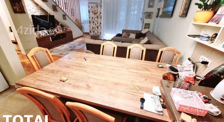 Petoiposoban stan | 4zida