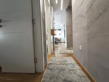 Kneza Višeslava 63v | 4zida.rs