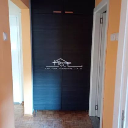 16. oktobra | 4zida.rs