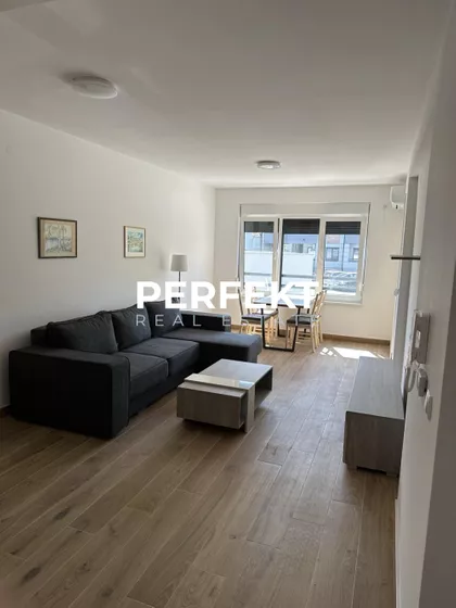 Stevica Jovanović | 4zida.rs