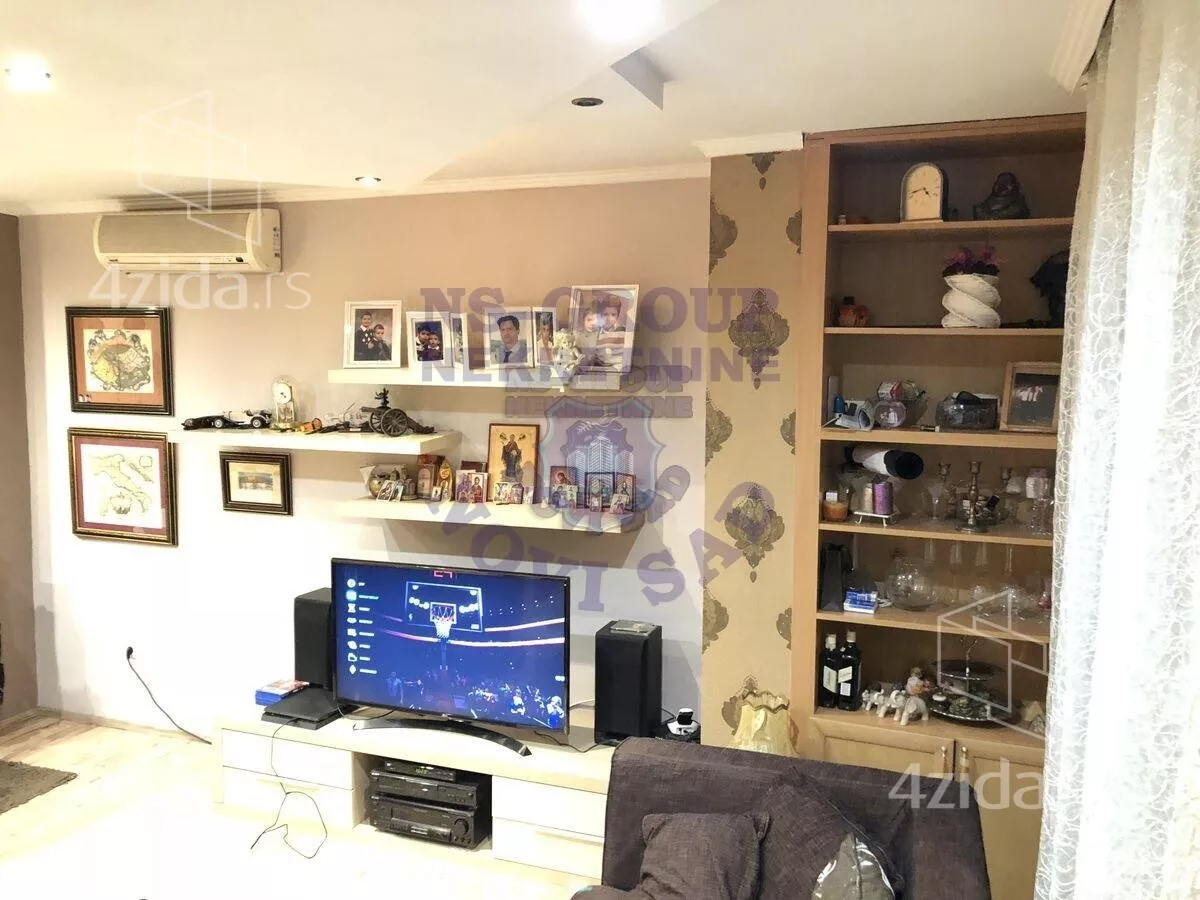 Troiposoban stan | 4zida