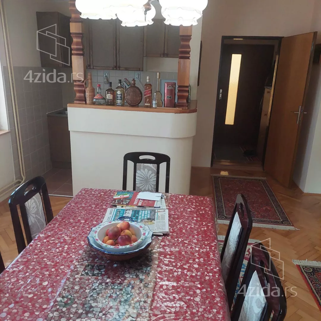 3-etažna kuća | 4zida