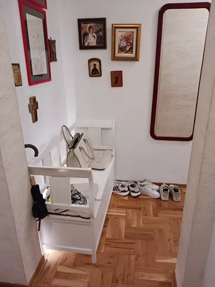 SLIKARSKA | 4zida.rs