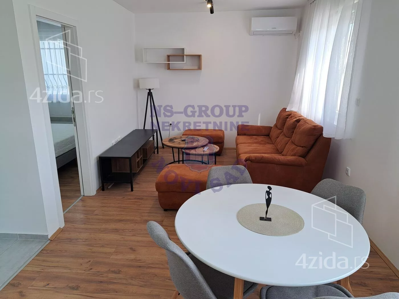 Jednoiposoban stan | 4zida