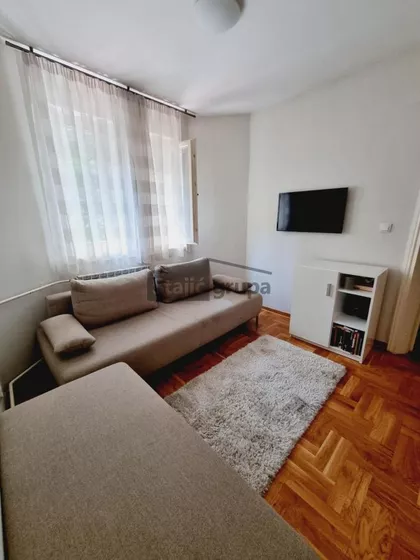 Gramšijeva | 4zida.rs