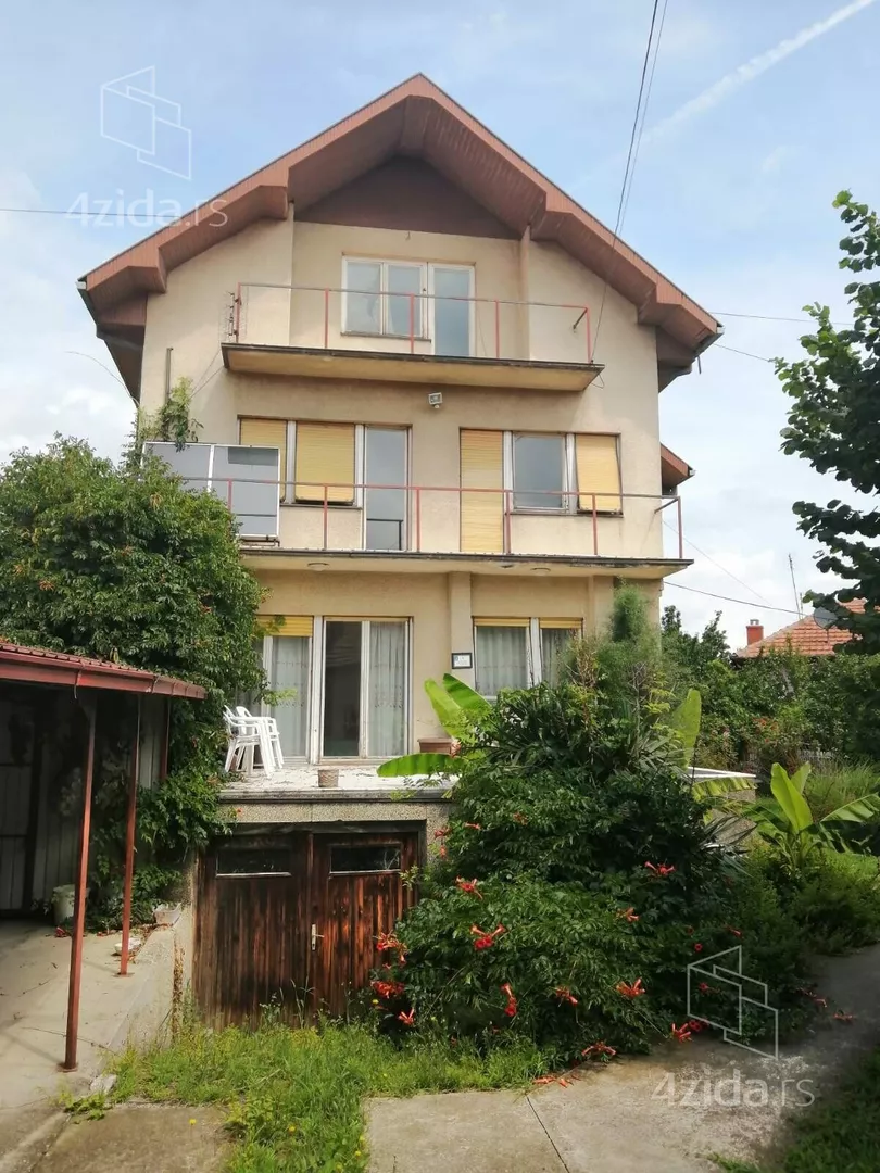 3-etažna kuća | 4zida