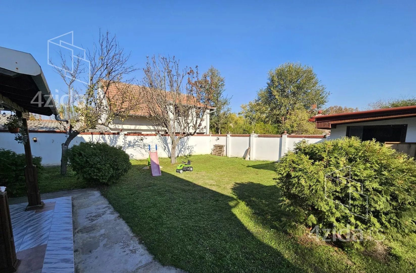 Kuća | 4zida
