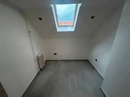 Radnih akcija | 4zida.rs