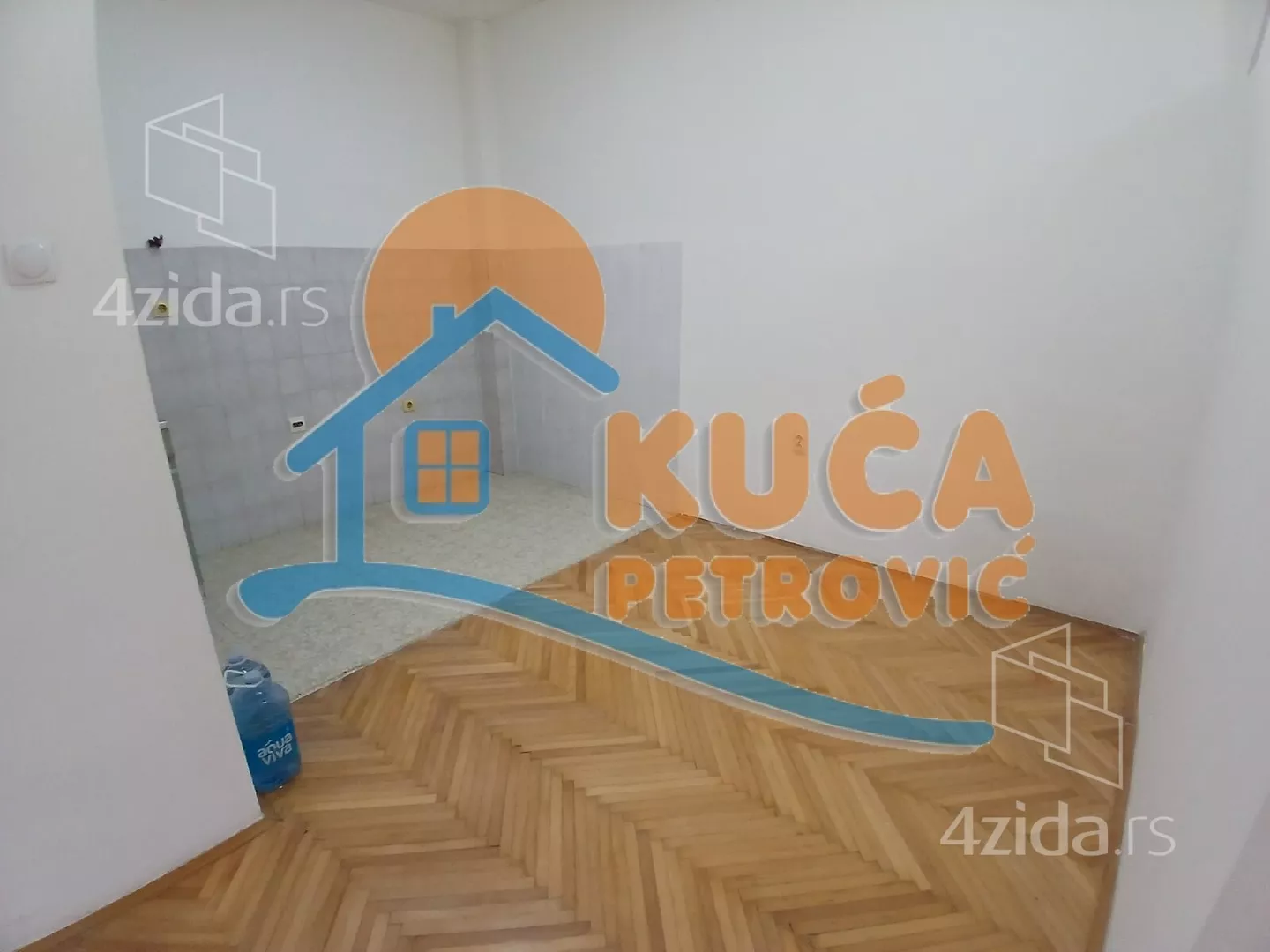 Lokal | 4zida