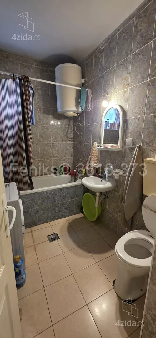 Sedmosoban stan | 4zida