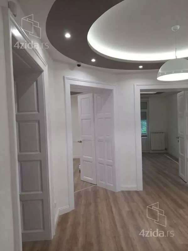 Šestosoban stan | 4zida