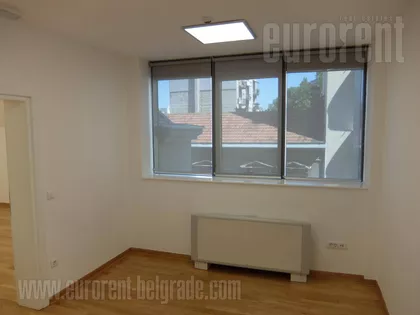 CENTAR | 4zida.rs