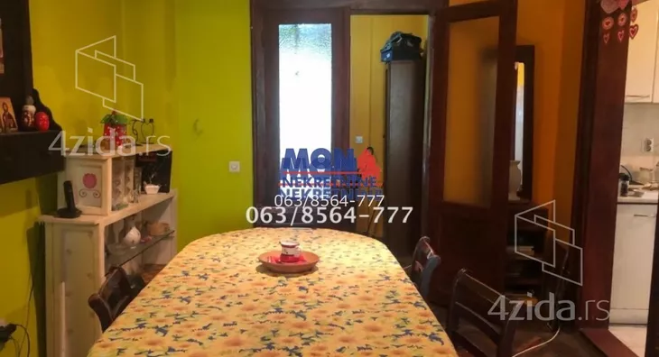 Četvoroiposoban stan | 4zida