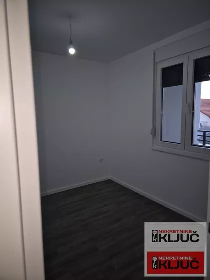 Lipov Gaj | 4zida.rs