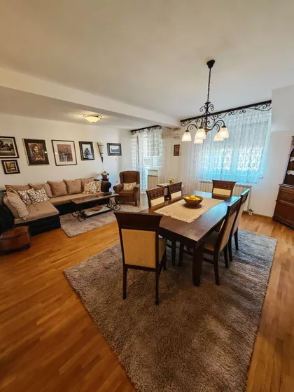 Gradske lokacije | 4zida.rs