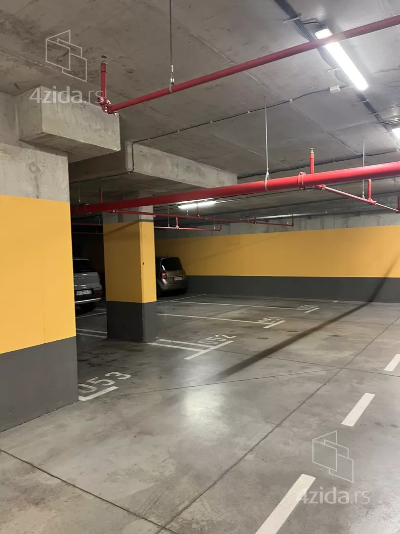 Parking | 4zida