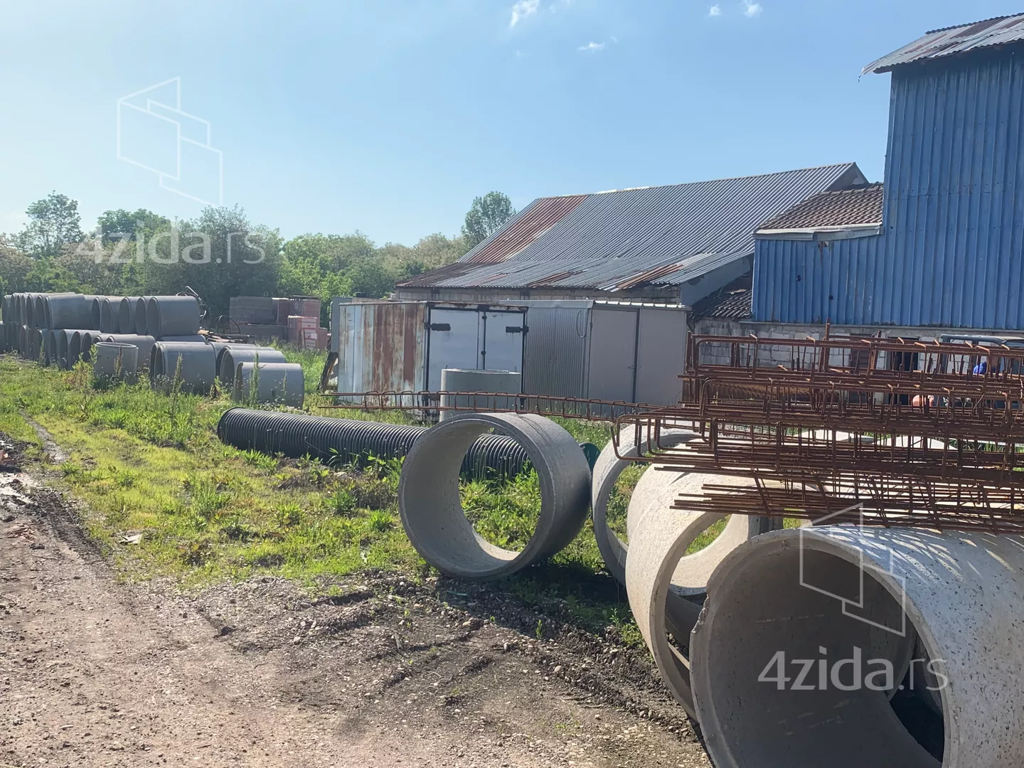 Poslovna zgrada | 4zida