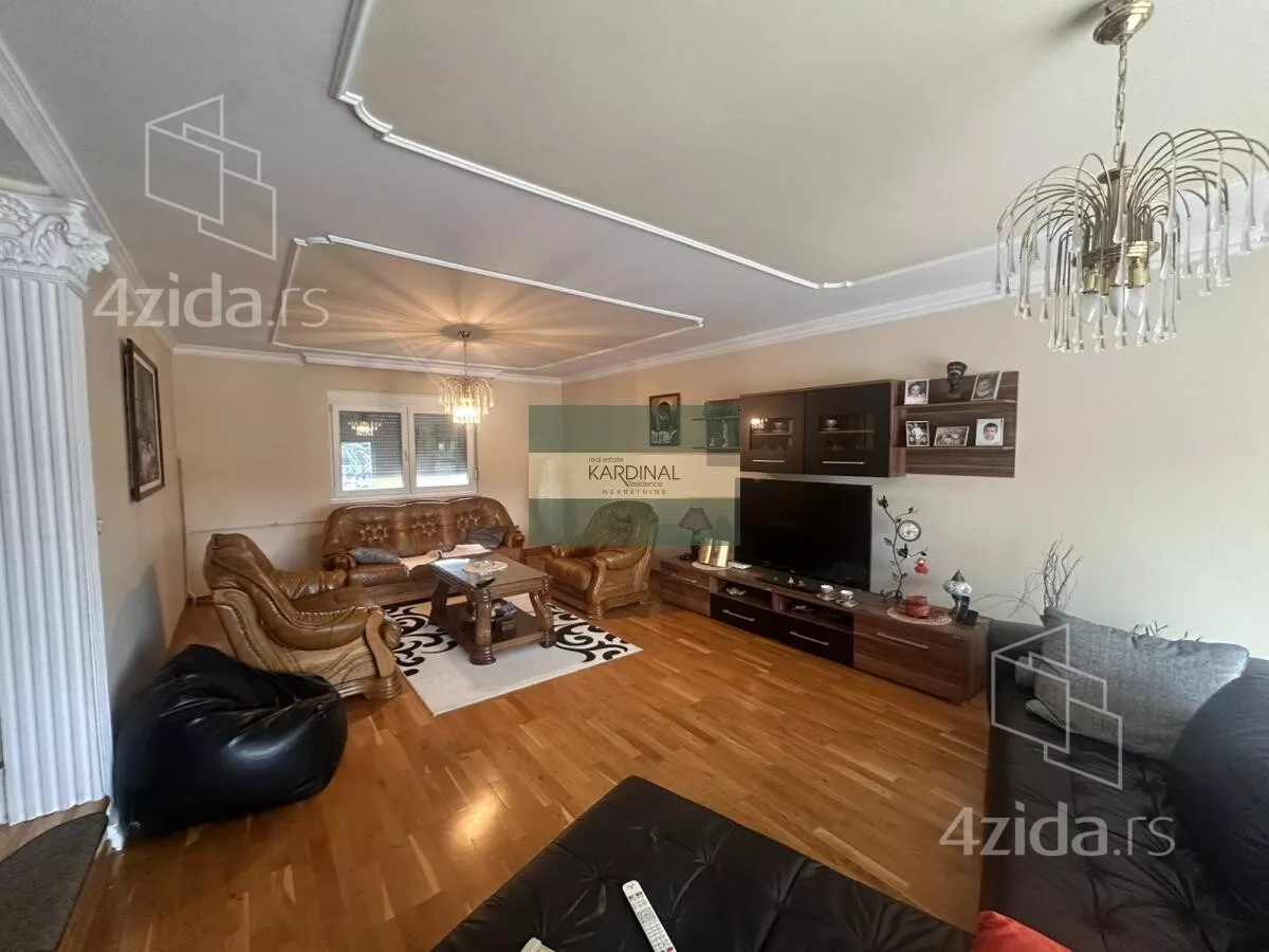 Kuća | 4zida