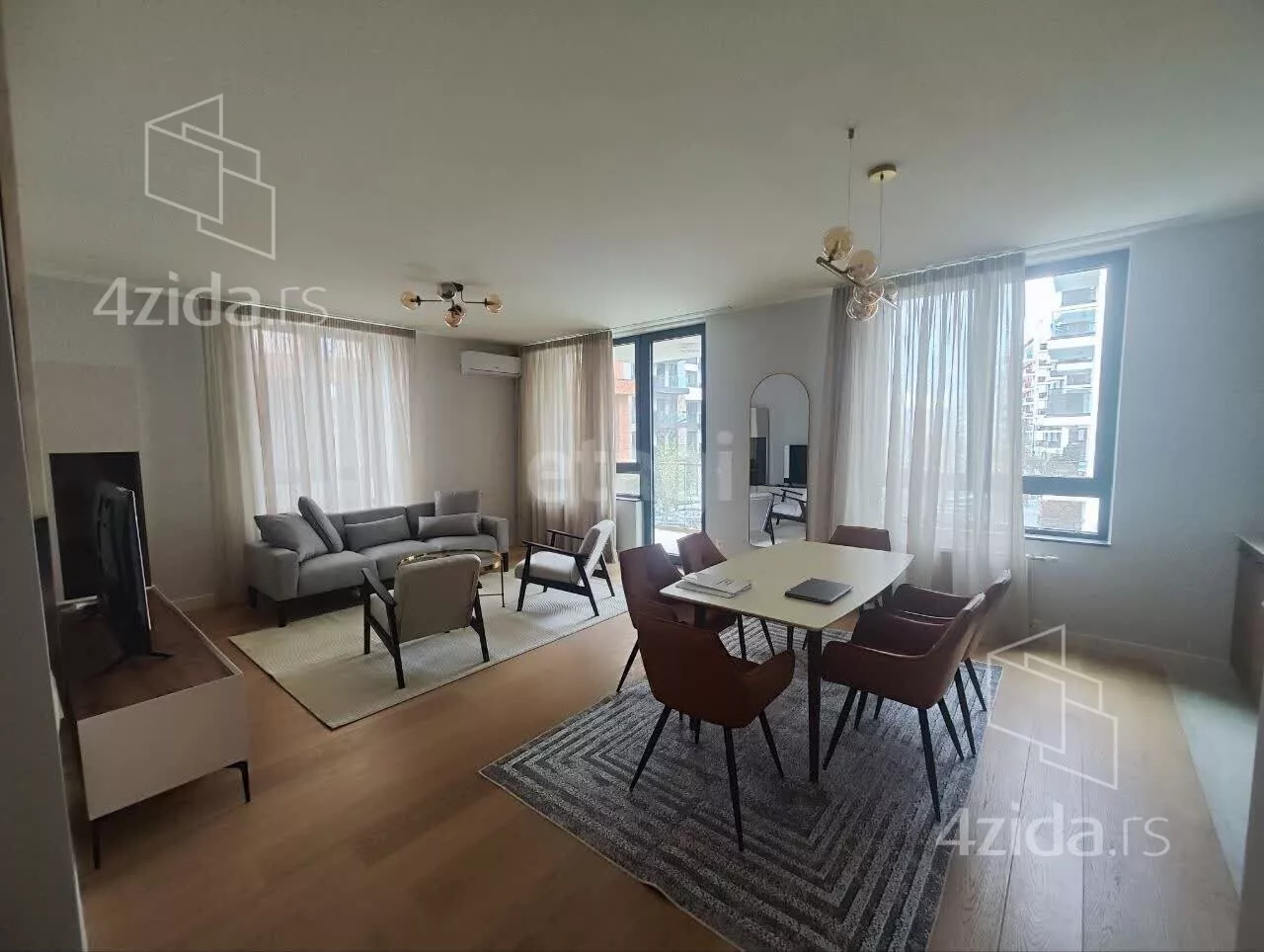 Trosoban stan | 4zida