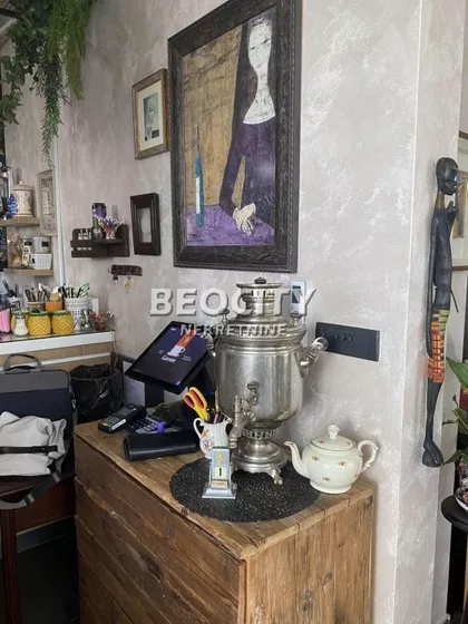 Vuka Karadžića | 4zida.rs