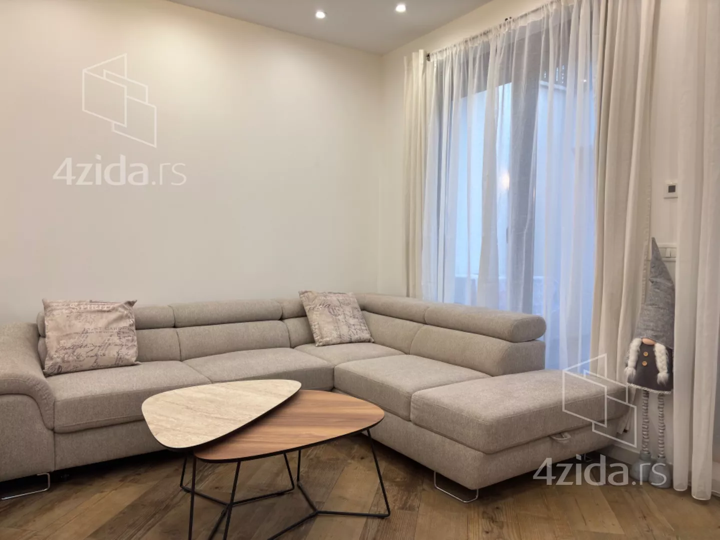 Garsonjera | 4zida