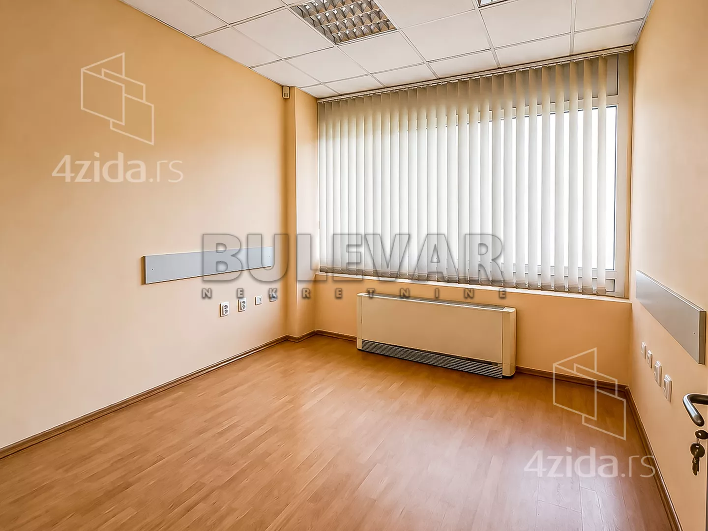 Lokal | 4zida